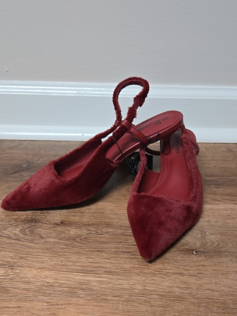 Women's Red Faux-Fur Pointed Slingback Kitten Heels
